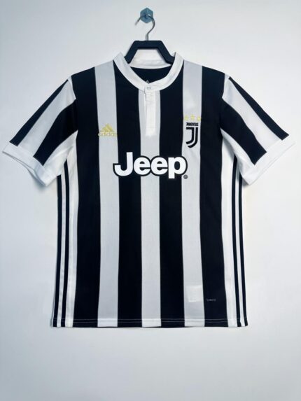 2017-18 Juventus home jersey