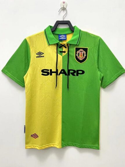 1992-94 Manchester United third jersey