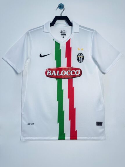 2010-11 Juventus Away jersey