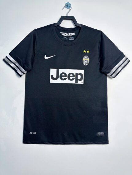 2012-13 Juventus away jersey