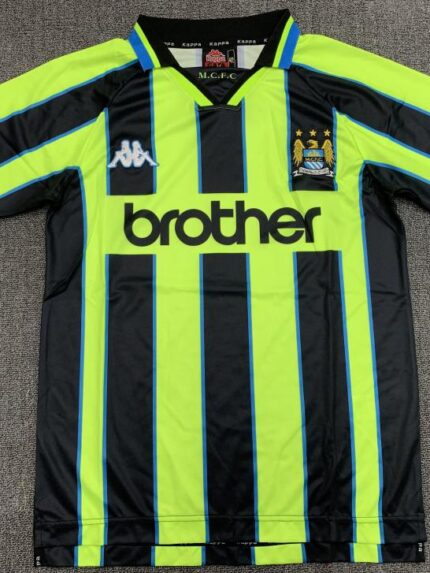 1998-99 Manchester City home jersey