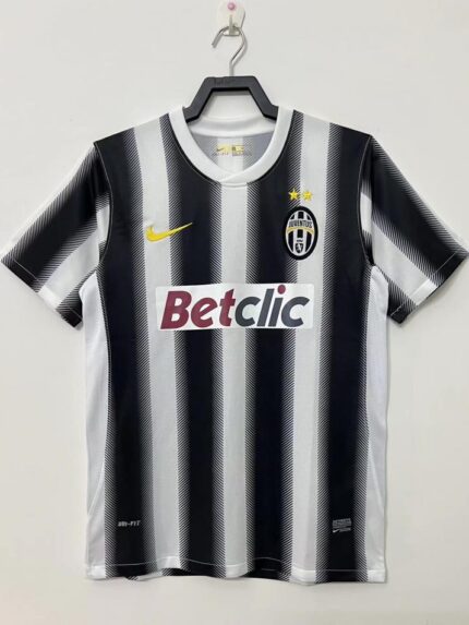 2011-12 Juventus home jersey