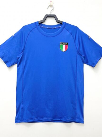 2000 Italy home jersey