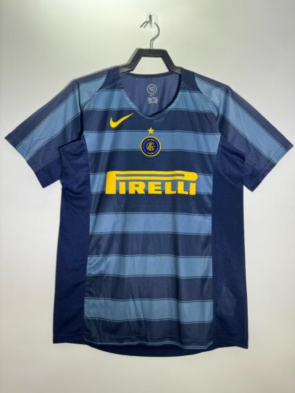 2004-05 Inter Milan third jersey